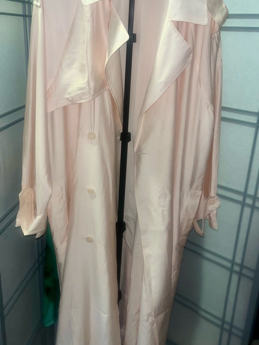 SCOOP The Devil Wears Prada Pink Satin Trench- Coat Sized XL Belted